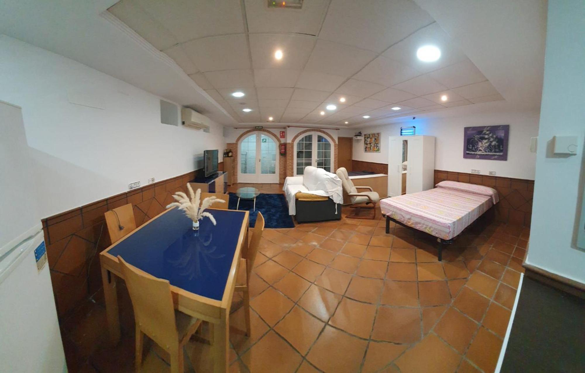 Loft Pinares Apartment มอสโตเลส ภายนอก รูปภาพ